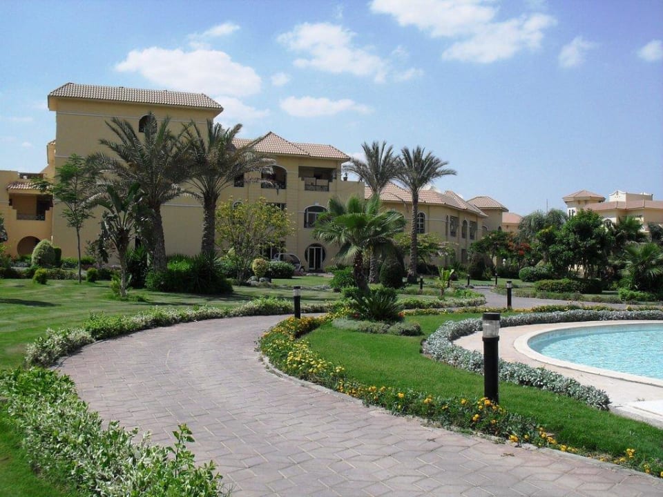 Movenpick media city cairo Mövenpick Hotel Cairo Media City