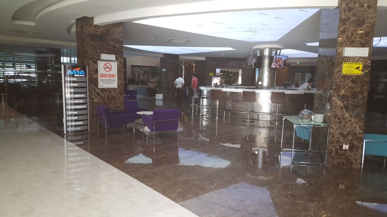 Lobby Avena Resort & Spa