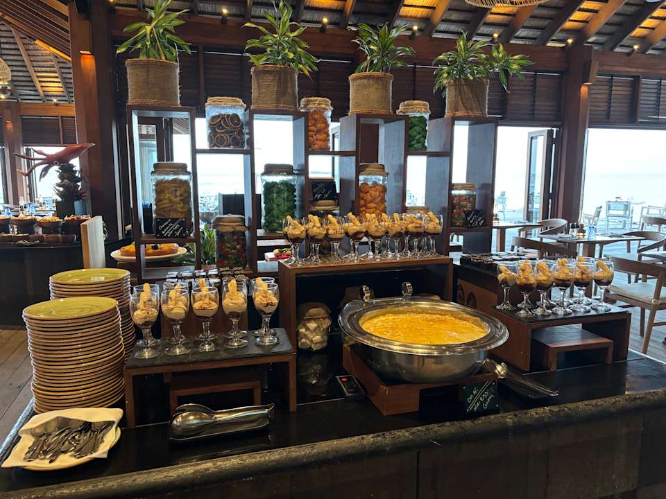 Gastro Kuredu Island Resort & Spa