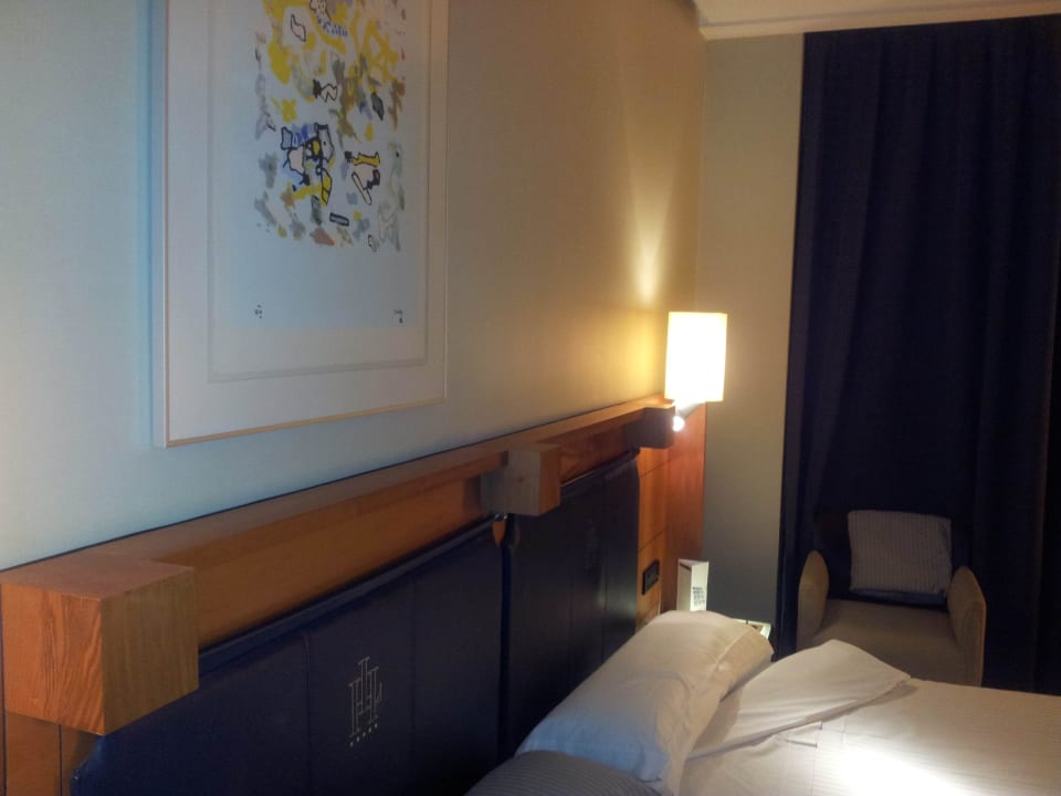 Bett Gran Hotel Lakua