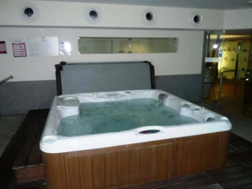 Whirlpool The Views Monumental (Im Umbau/Renovierung)