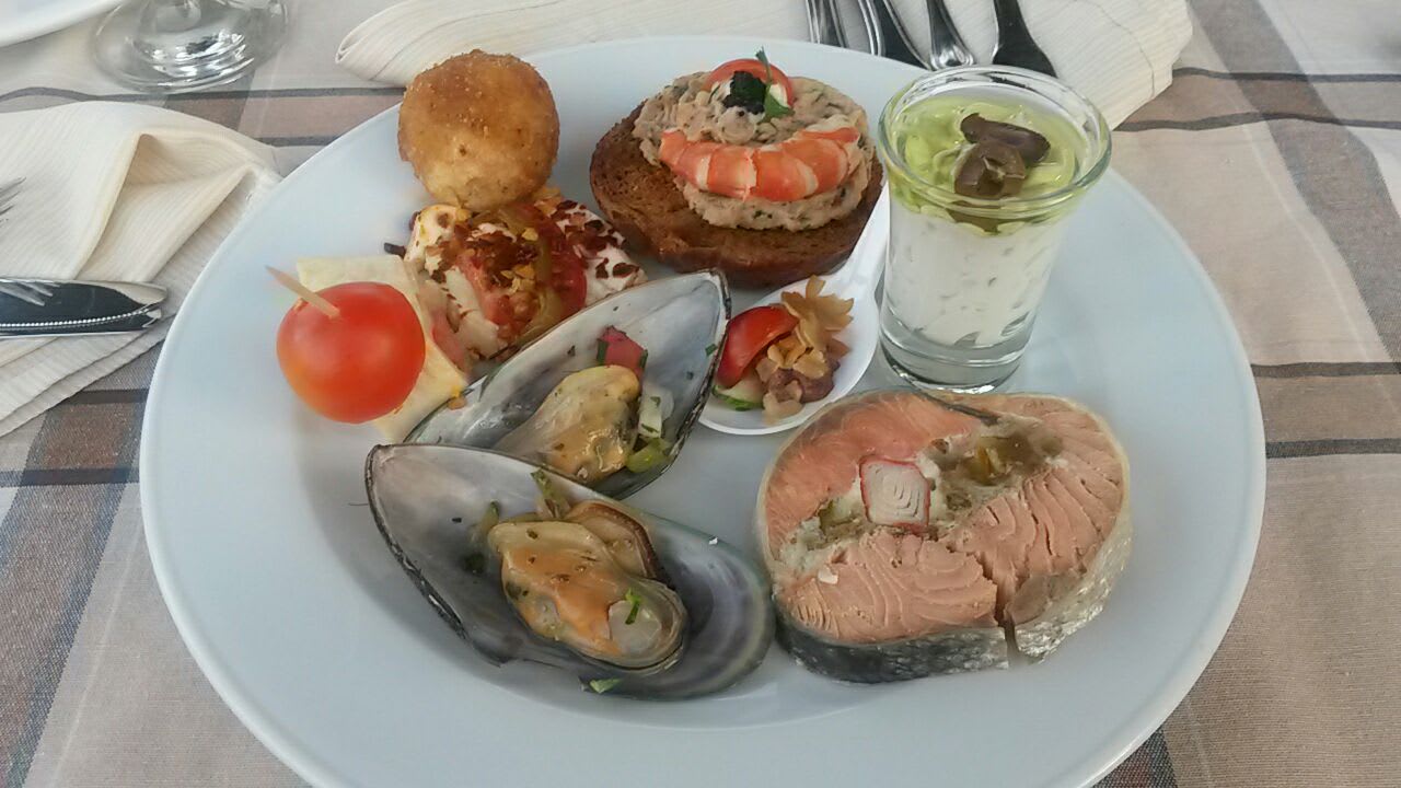 Restaurant Hotel Kalithea Horizon Royal