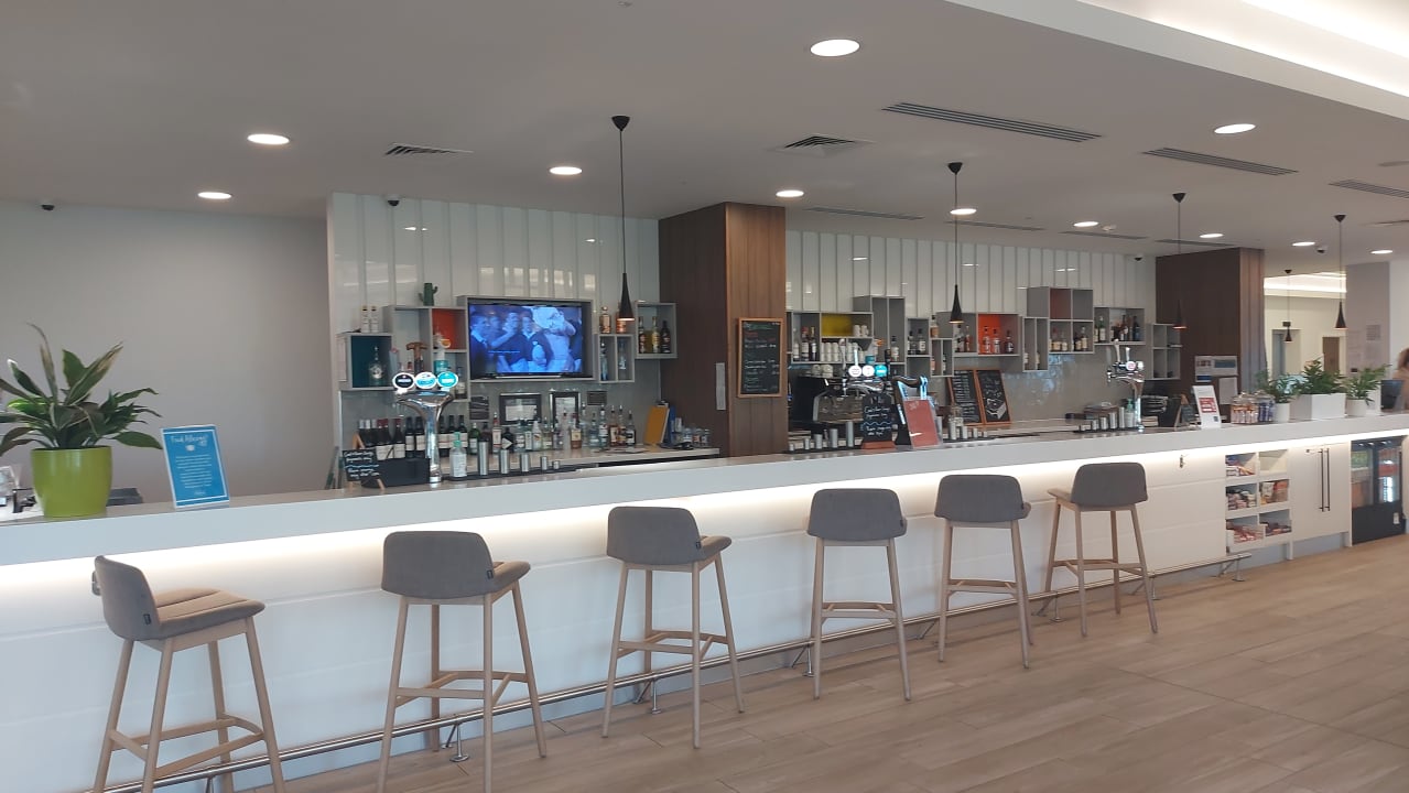Gastro Hampton By Hilton Edinburgh Airport
