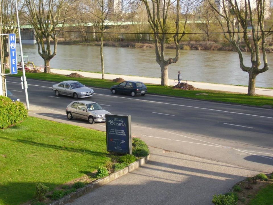 Blick auf die Loire Hotel Escale Oceania Orleans