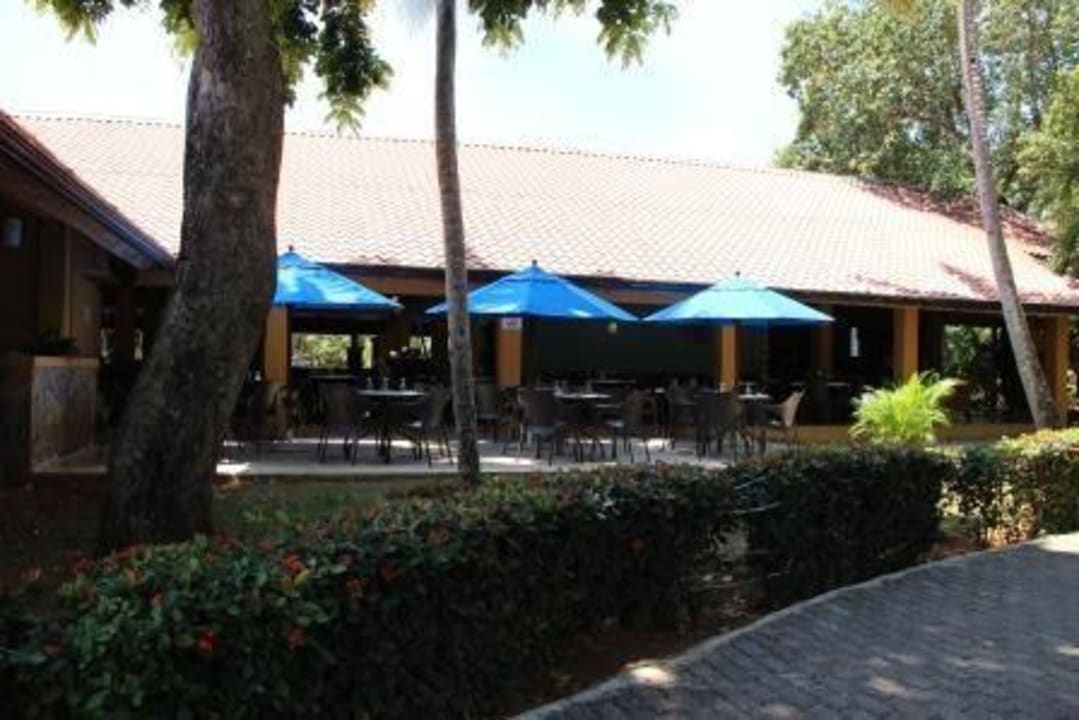 Außenansicht Wyndham Alltra Samana