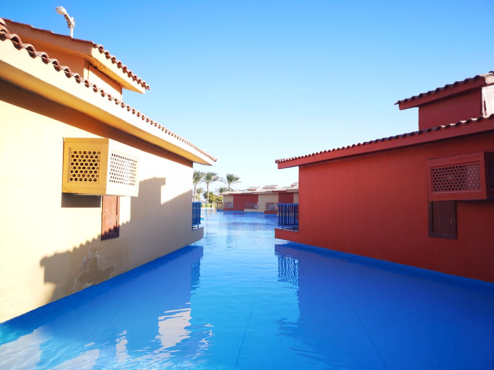 Pool Hotel Titanic Palace