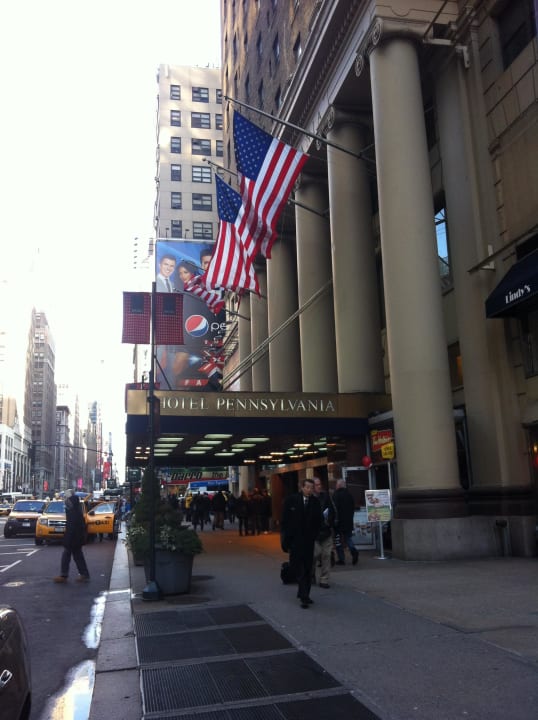 Außenansicht des Hotels New York's Hotel Pennsylvania