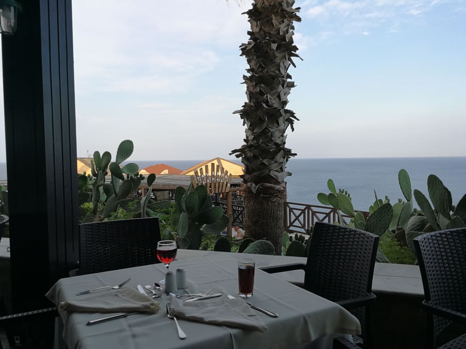 Gastro Hotel Kalithea Horizon Royal