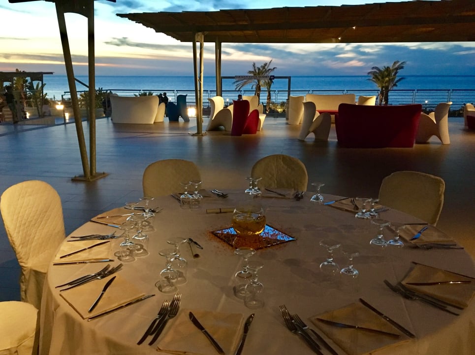 Gastro Saracen Sands Hotel & Congress Centre