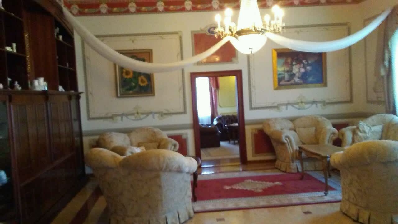 Sonstiges Vörös Kastély