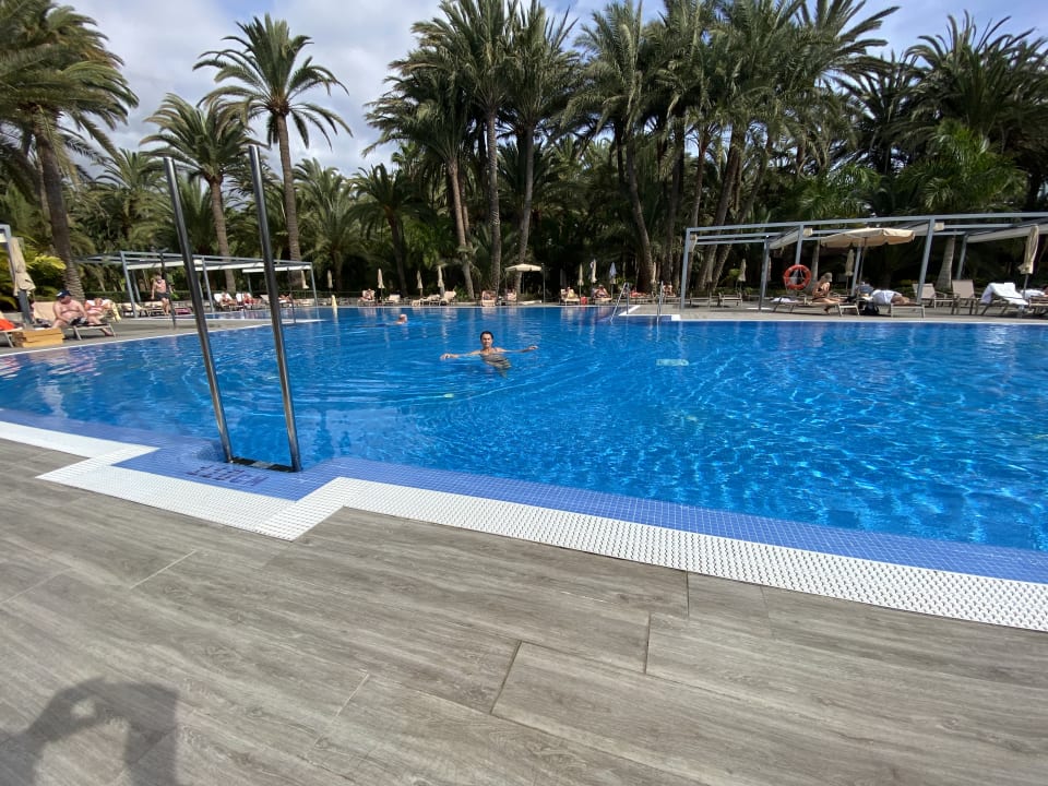 Pool Hotel Riu Palace Oasis