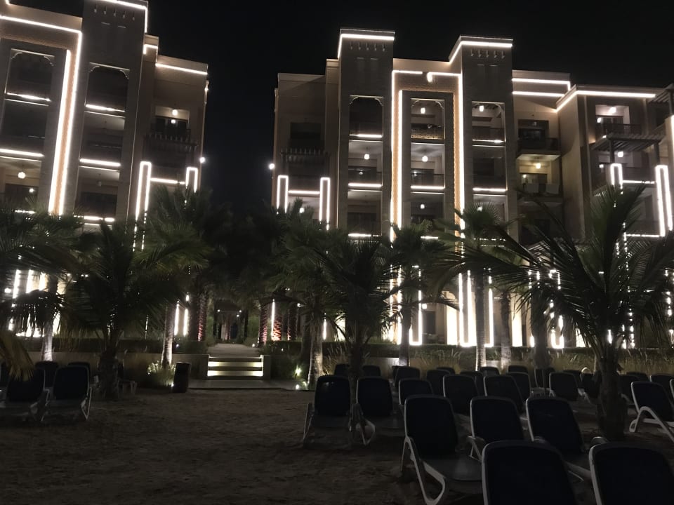 Außenansicht DoubleTree by Hilton Resort & Spa Marjan Island