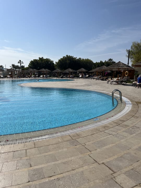 Pool ROBINSON SOMA BAY