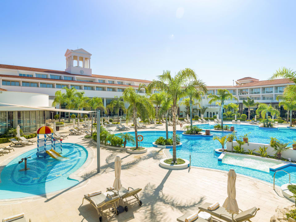 Pool Olympic Lagoon Resort Paphos