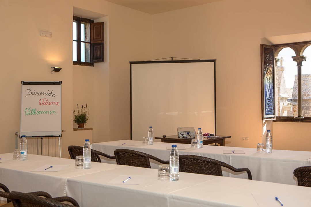 Konferenzraum Hospederia Santuari de Cura