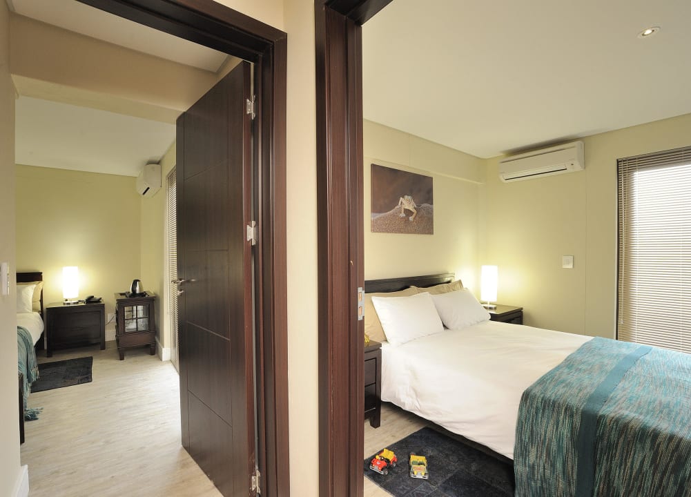 Family Room (view into the 2 bedrooms) Hotel Beach Swakopmund