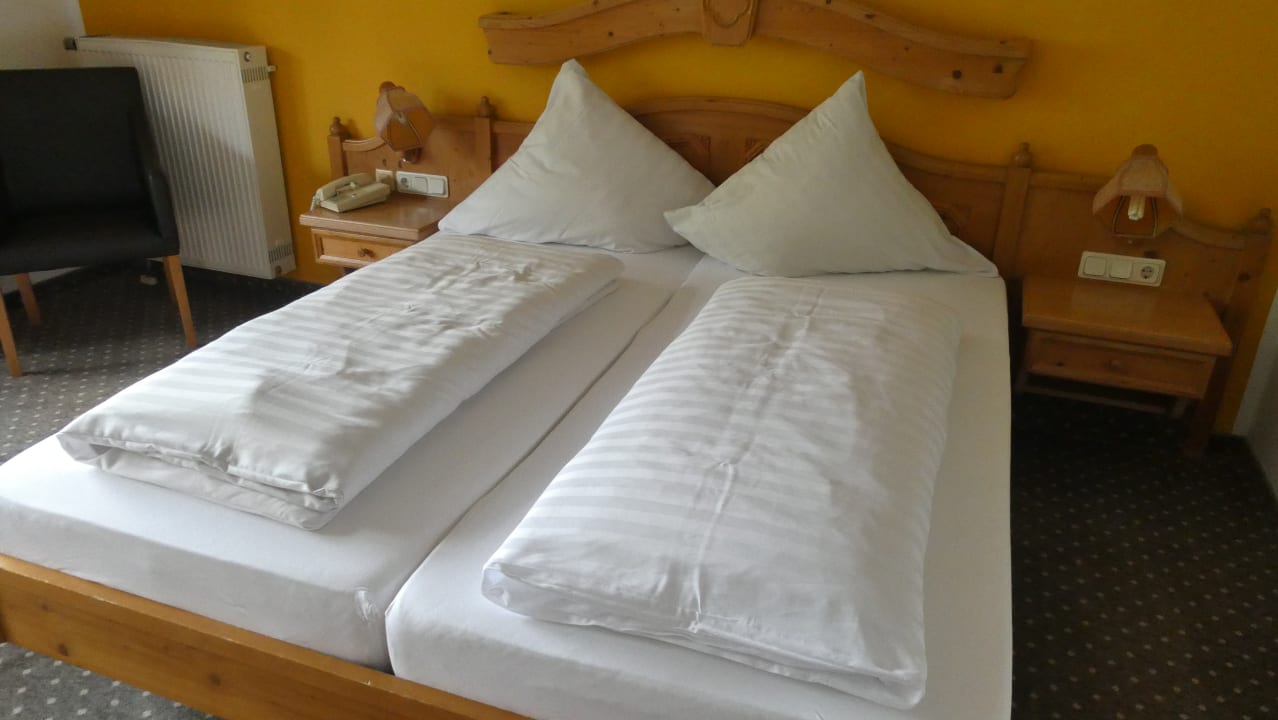 Zimmer Alpenhotel & Ferienwohnungen Weiherbach