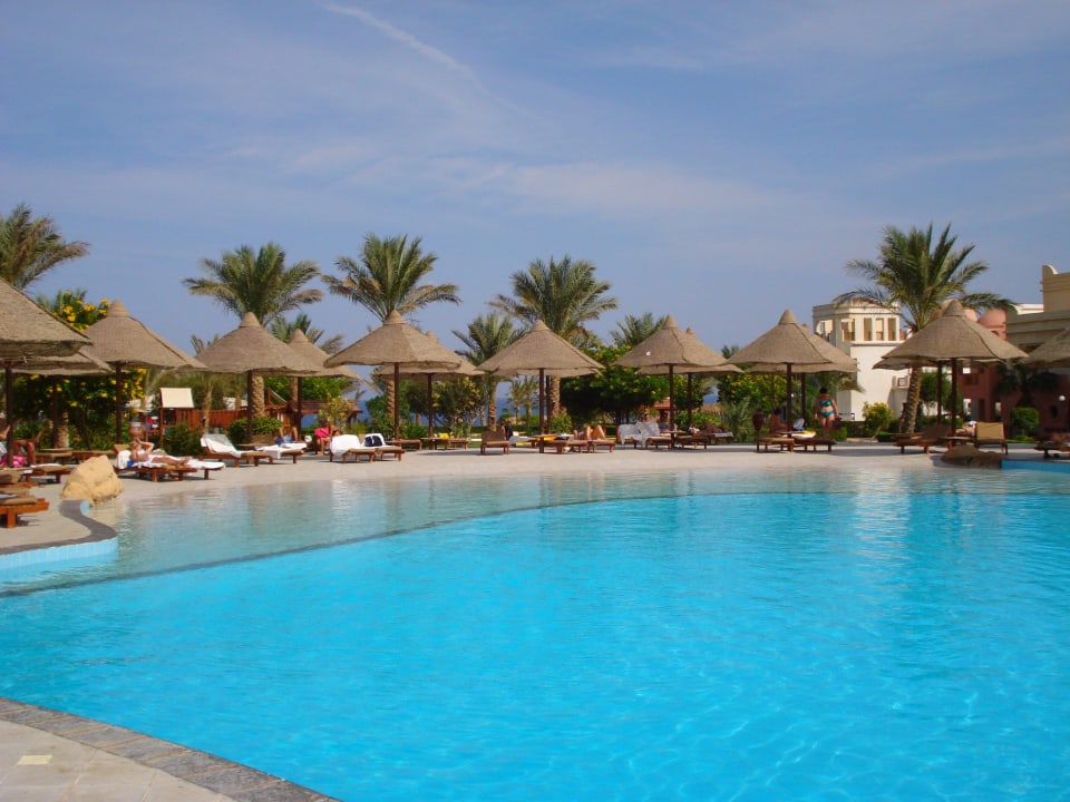 Еще один бассейн с соленой водой Serenity Alpha Beach