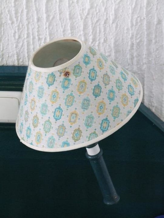 Defekte Nachtischlampe Mahdia Beach & Aquapark