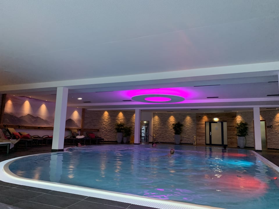 Pool Hotel ADAPURA Wagrain