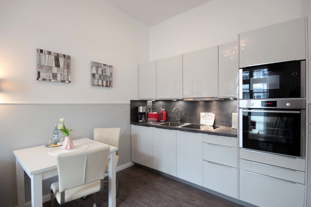 Zimmer Rujana Ferienwohnungen - Altes Postamt