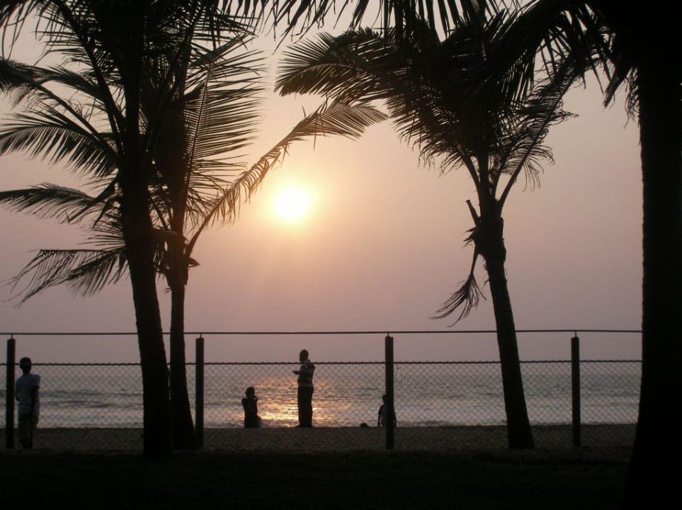 Sonnenuntergang Mermaid Hotel & Club