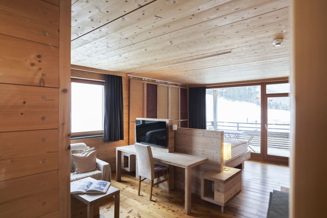 Zimmer Holzhotel Forsthofalm