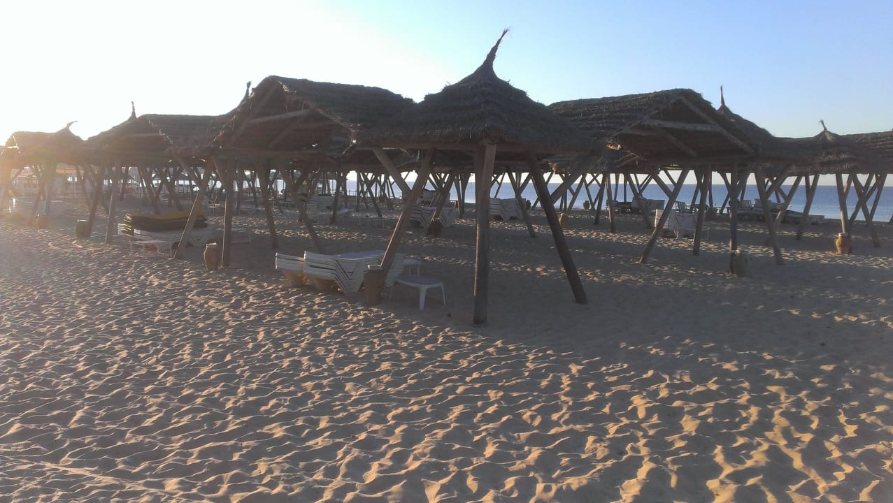 Strand am Morgen  The Orangers Beach Resort and Bungalows