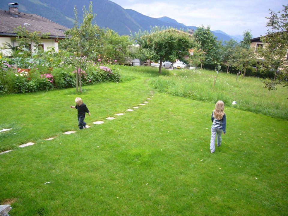 Grote tuin Ferienhaus Mandl Pool Sauna bei Zell am See