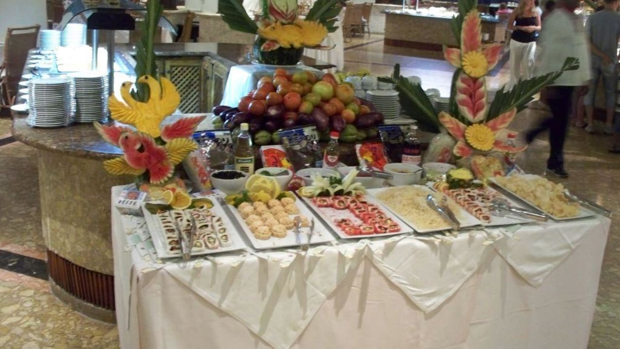 Lecker Buffet Grand Sirenis Punta Cana Resort & Aquagames