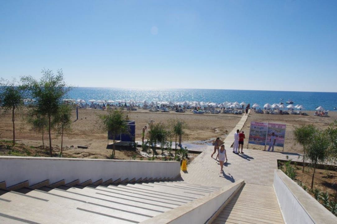 Weg zum Strand Sultan of Dreams Hotel & Spa