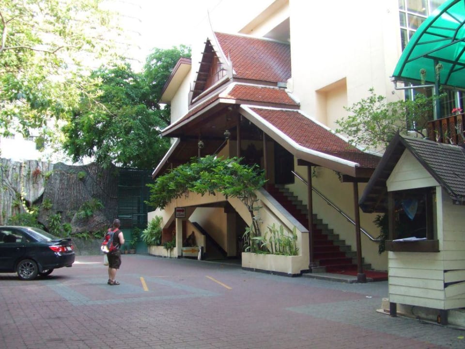 Hoteleingang Pinnacle Lumpinee Park Hotel