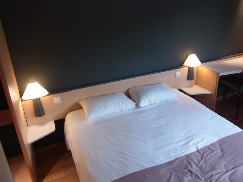 Bett Hotel Ibis Dinant