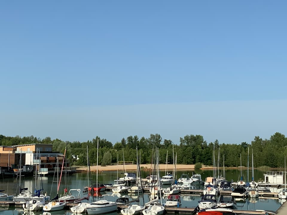 Strand LAGOVIDA Ferienresort am Störmthaler See