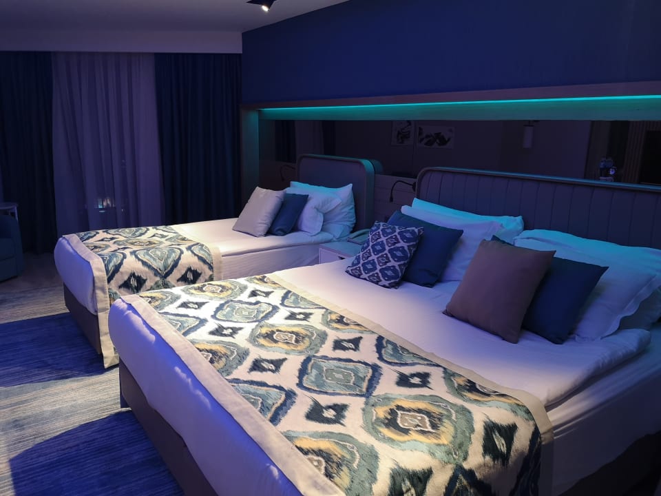 Zimmer Royal Wings Hotel