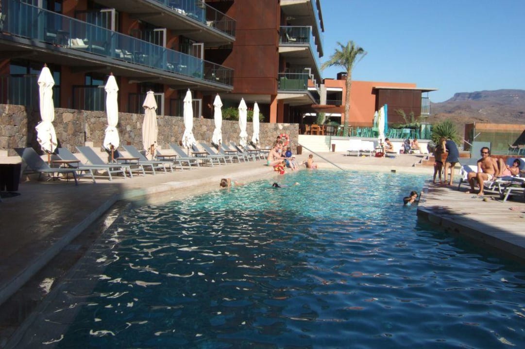 Einer der grösseren Pools Salobre Hotel Resort & Serenity