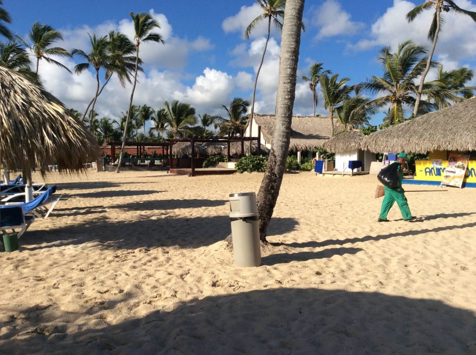 Sicht zur Beach-Restaurant Punta Cana Princess All Suites Resort & Spa