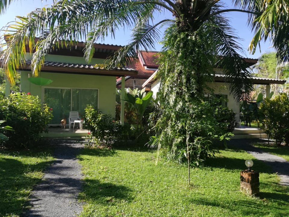 Außenansicht Aathid Garden Khao Lak