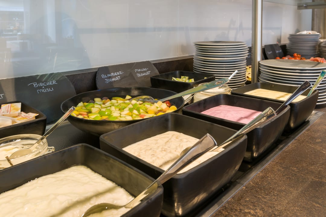Gastro Holiday Inn - the niu, Welly Kiel