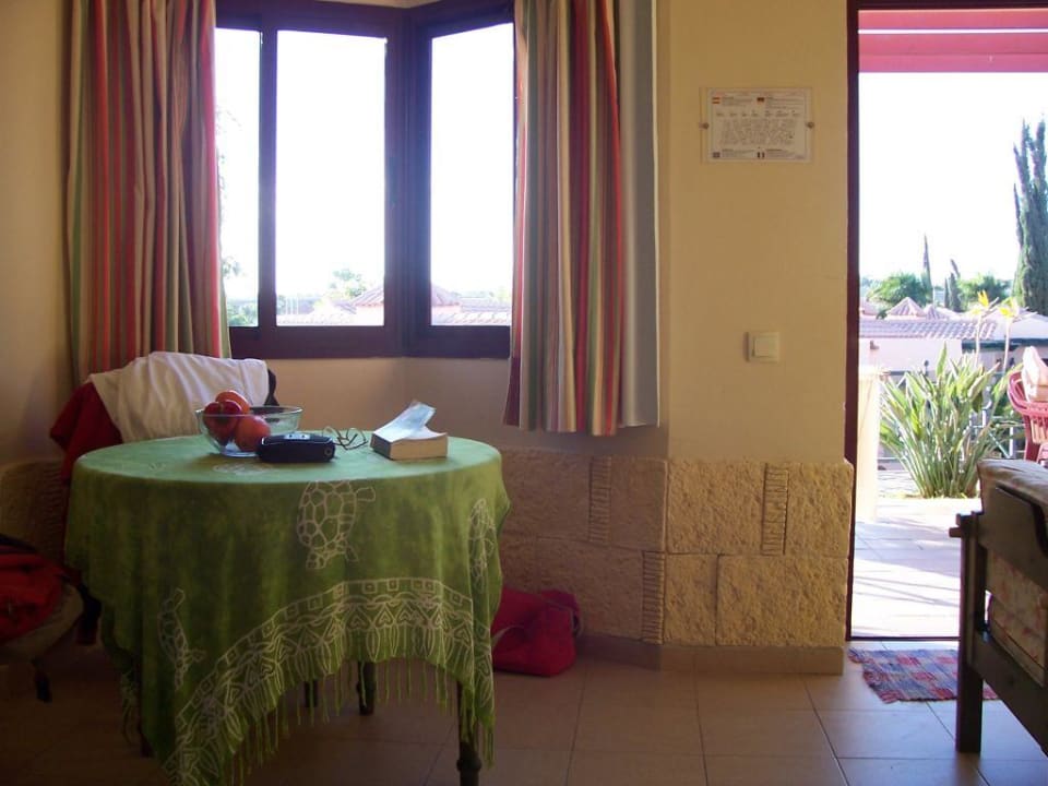 Essecke und Ausgang Terrasse allsun Hotel Esplendido