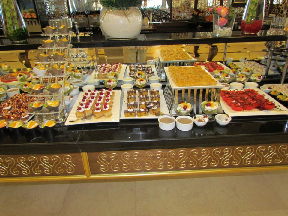 Abendbüffet Diamond Excellence Resort & Spa