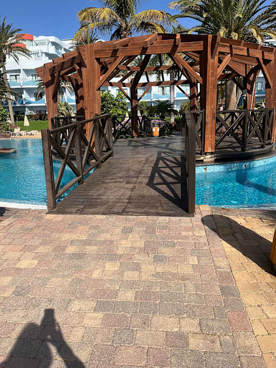 Pool R2 Pajara Beach
