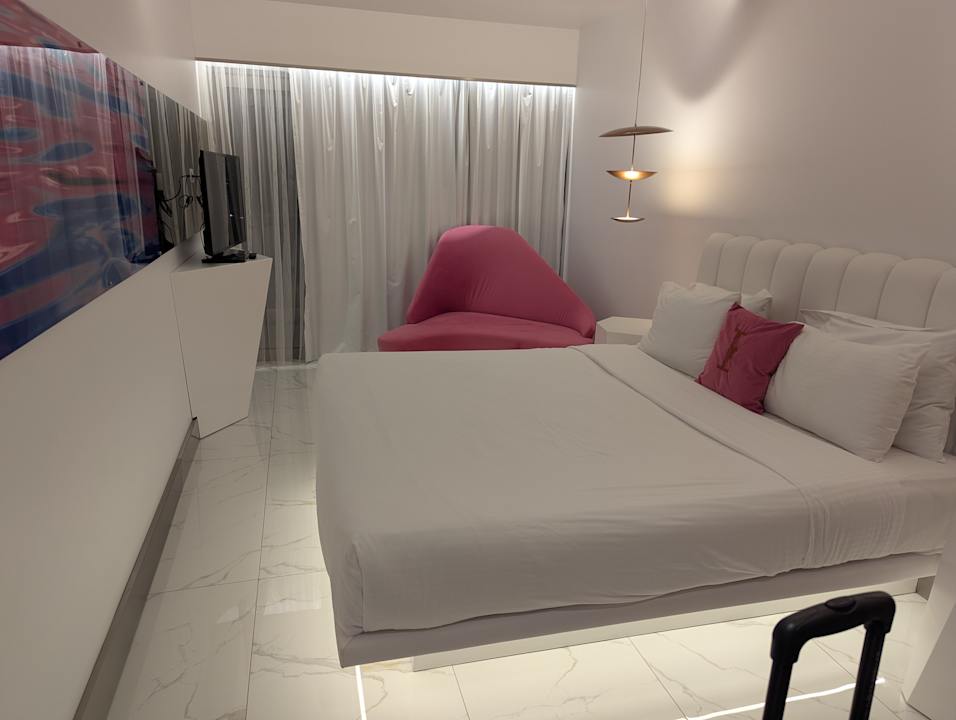 Zimmer I Resort Beach Hotel & Spa