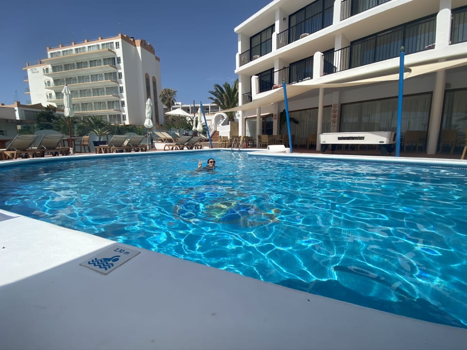 Pool Hotel Osiris