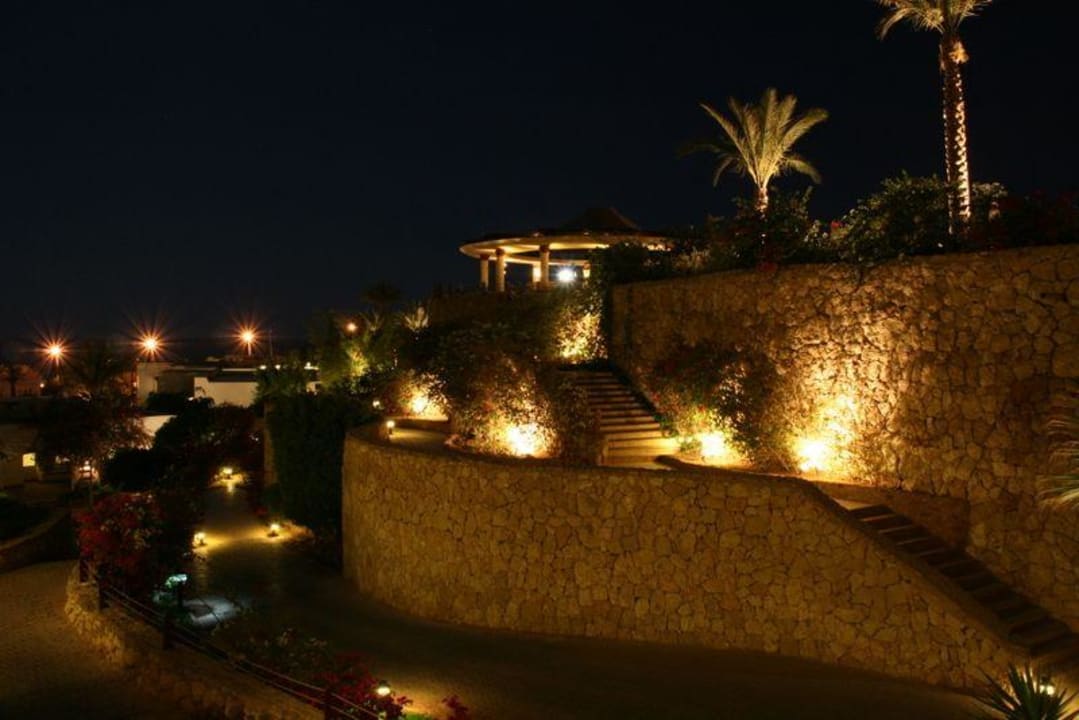 Immer viele Treppen Renaissance Sharm El Sheikh Golden View Beach Resort
