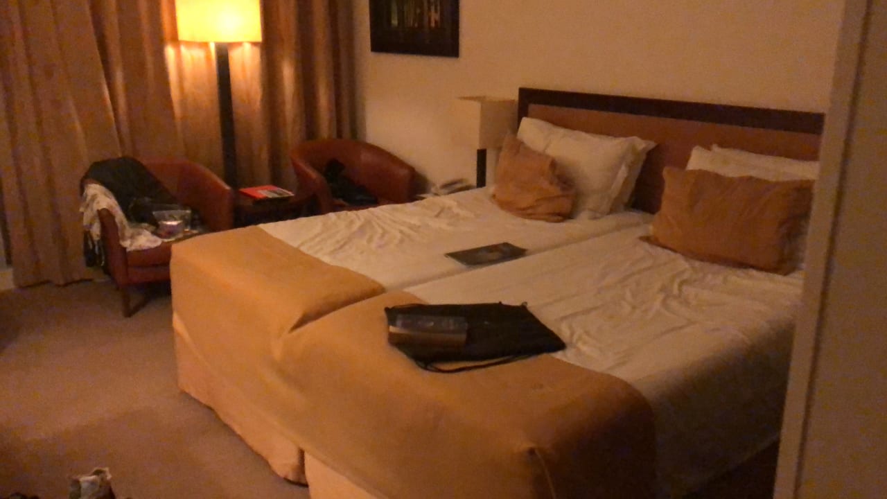 Zimmer PortoBay Falésia