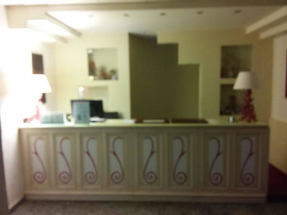 Desk Hotel Corallo