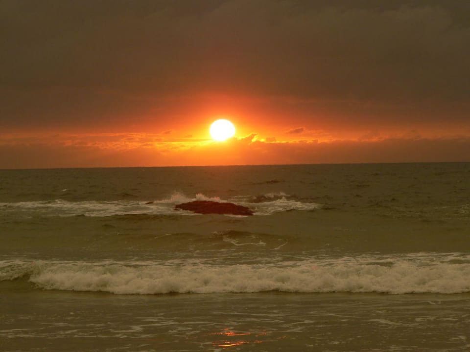 Zachód słońca EKHO Surf