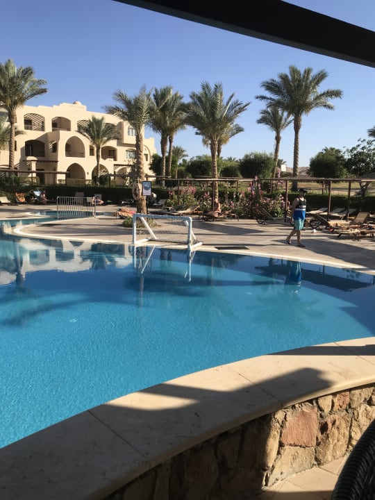 Pool JAZ Neo Saraya Palms