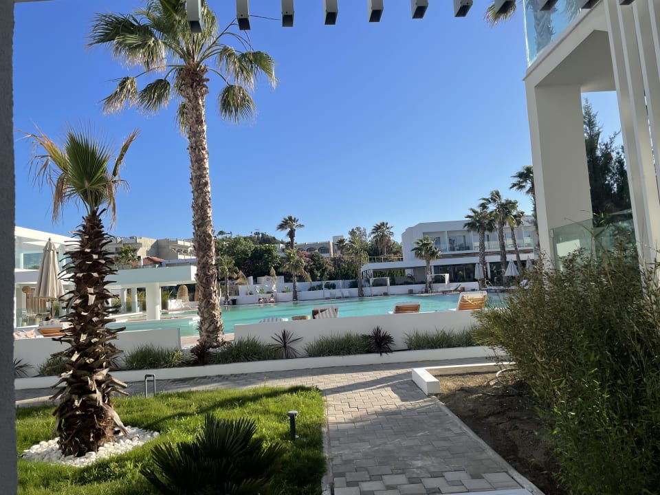Pool White Dreams Resort & Anex